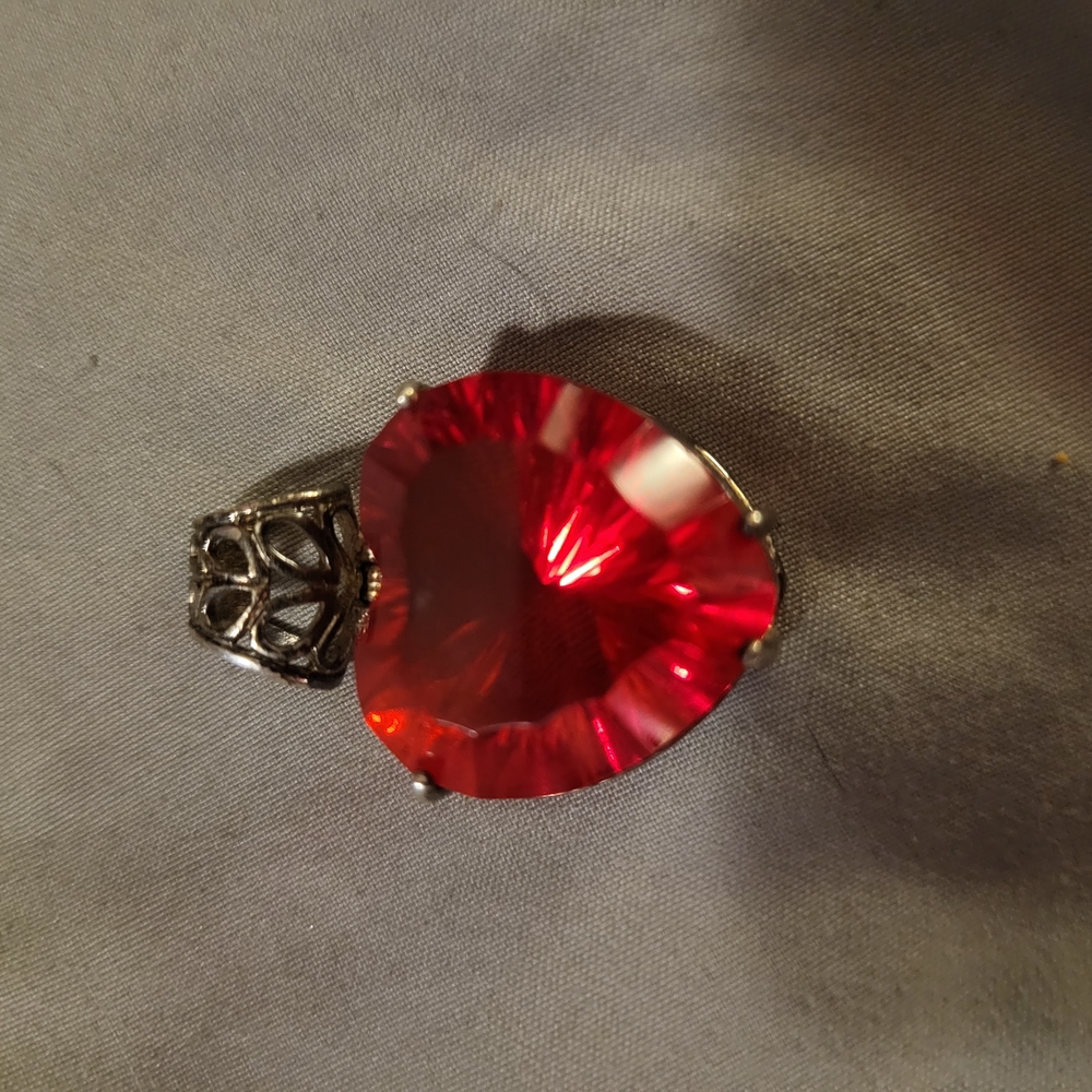 Elegant Silver Ring with Red Gemstone